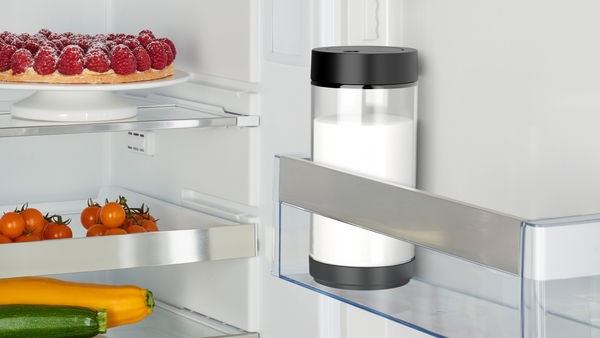 Model: TCZ8008US | Bosch Attached Milk Container