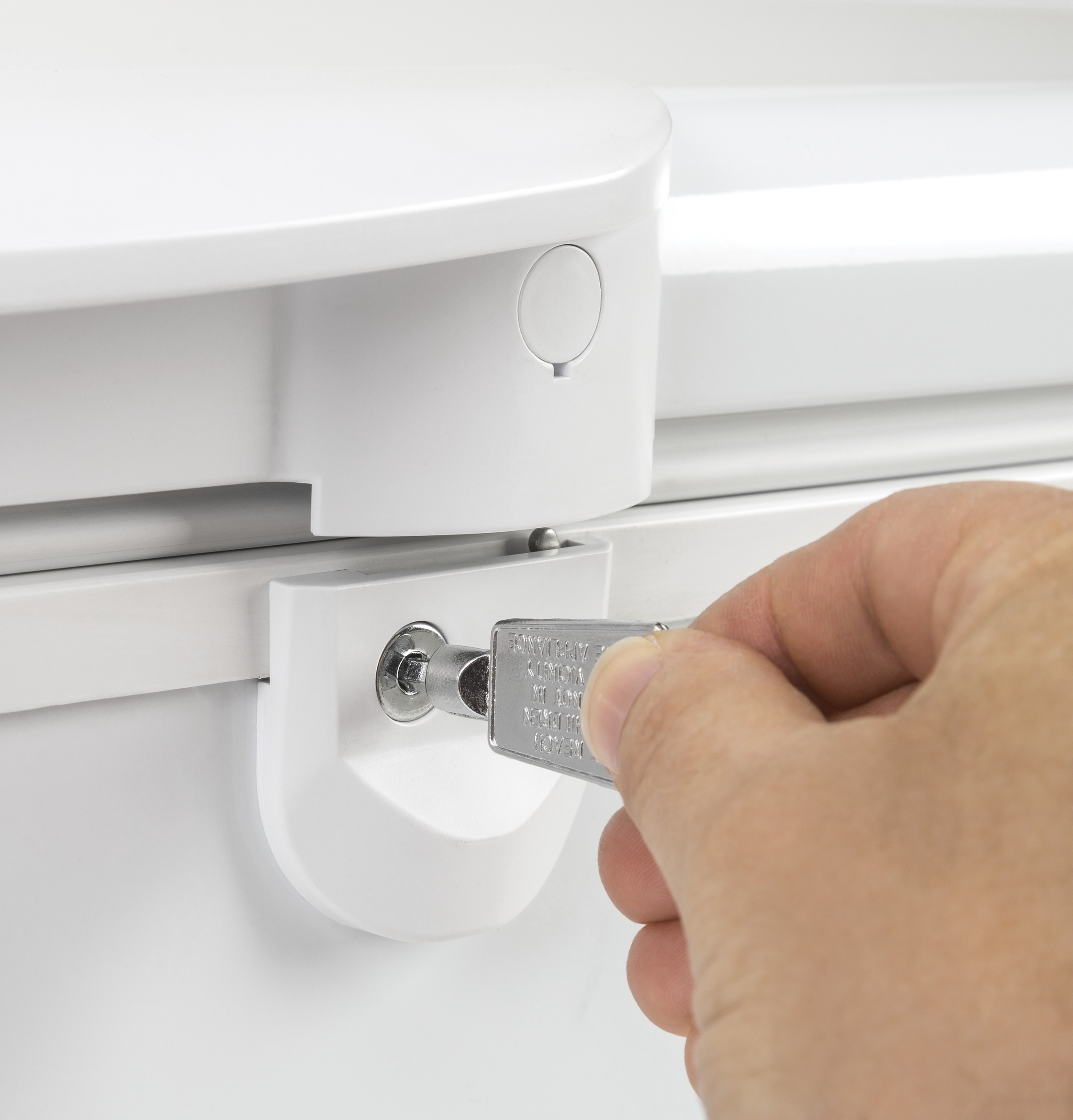 GE GE® ENERGY STAR® 21.7 Cu. Ft. Manual Defrost Chest Freezer