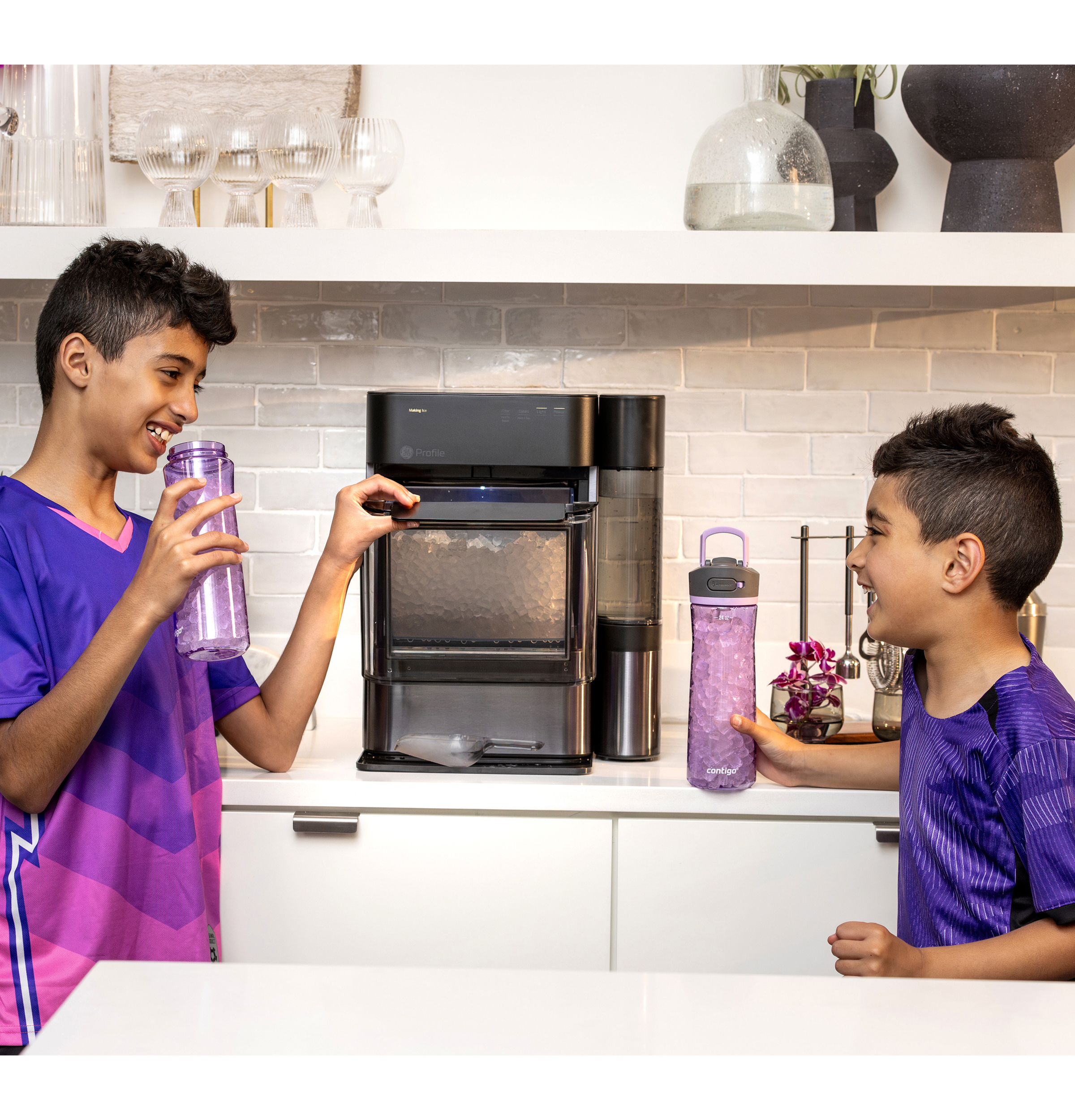 GE Profile Countertop Ice Machines Small Appliances XPIO13SCSS | R