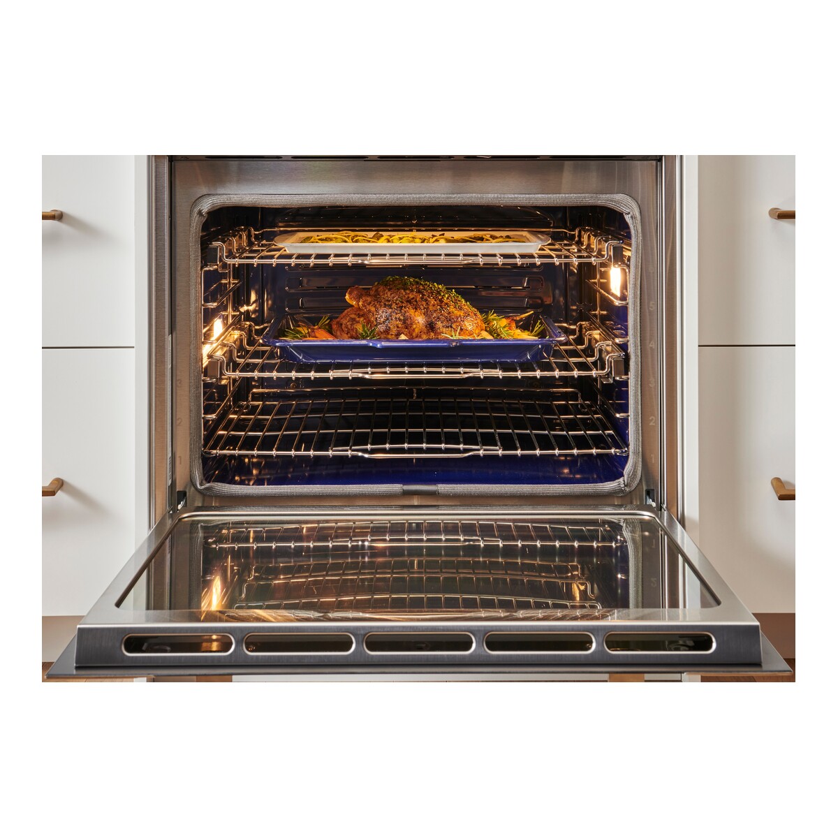 Wolf Single Wall Oven Wall Oven/Warming Drawers SO3050PM/S/P