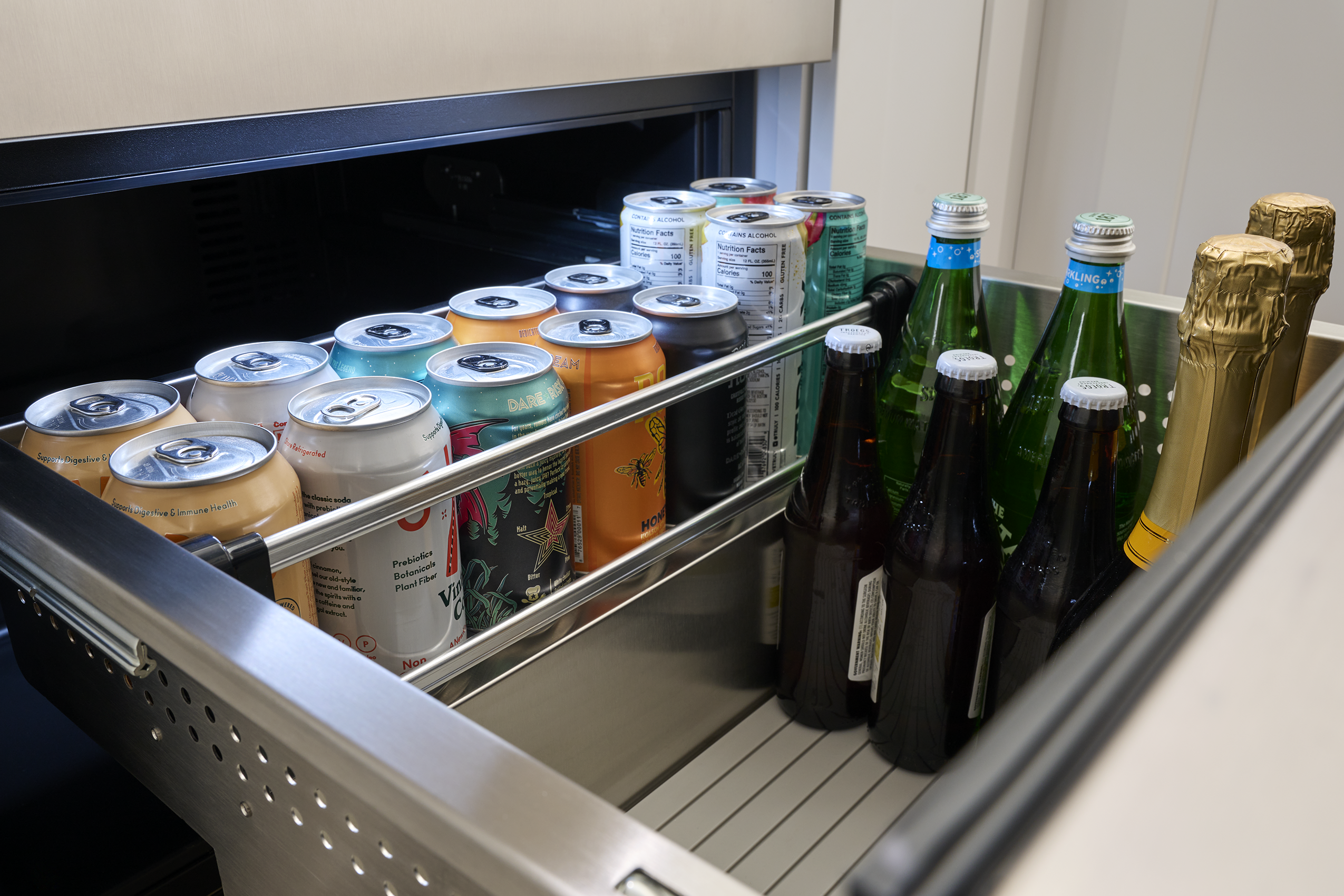 Zephyr Refrigerators or Freezers Outdoor Appliances PRRD24C2AS-OD