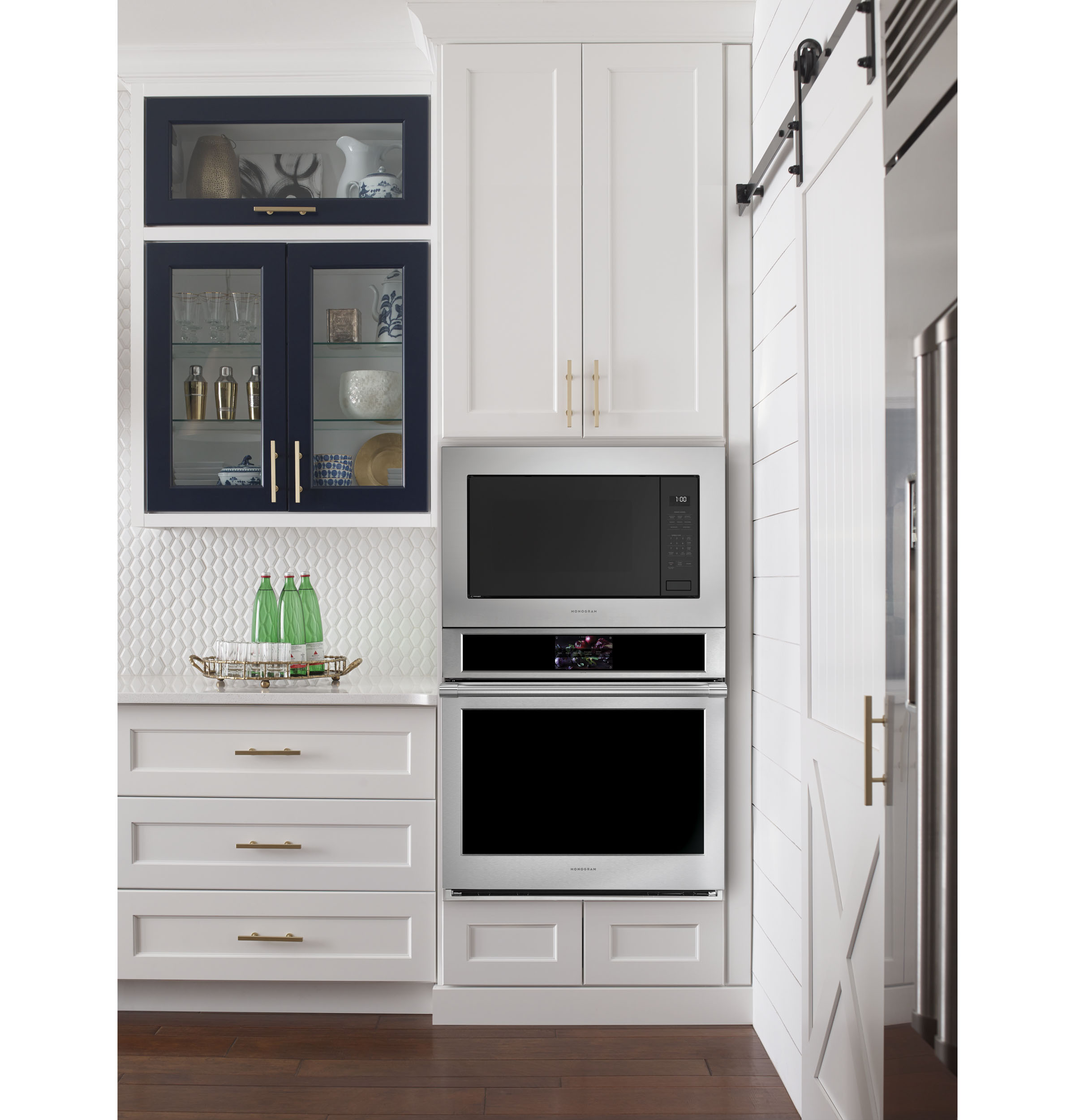 Monogram Microwave