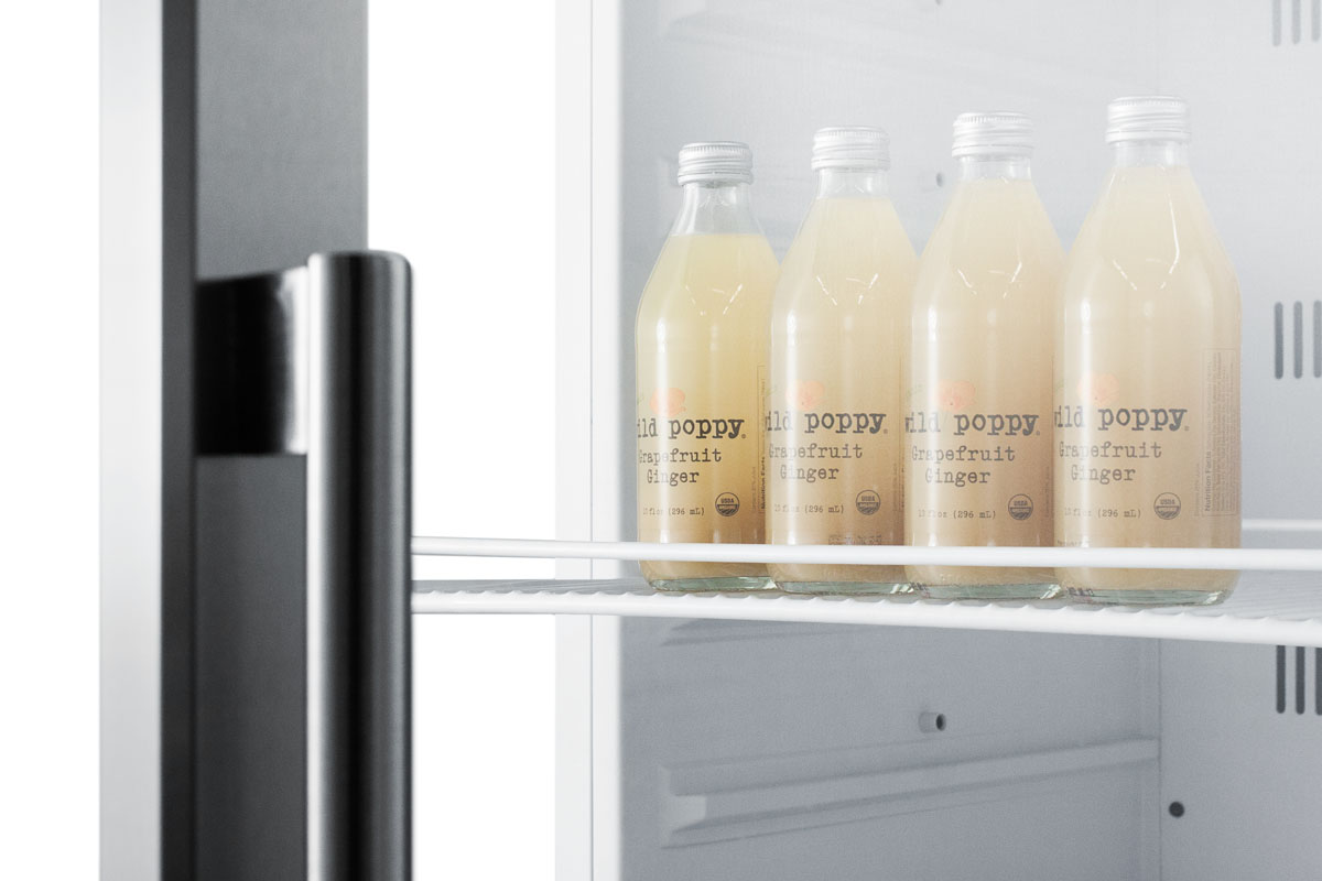Summit SCR1400W Beverage Center - Thumbnail 3