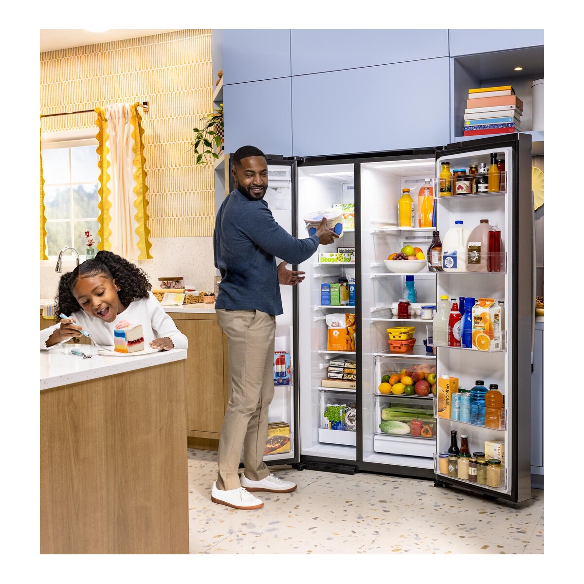 GE - GSS28NYYFS - GE® 27.9 Cu. Ft. Side-By-Side Refrigerator with