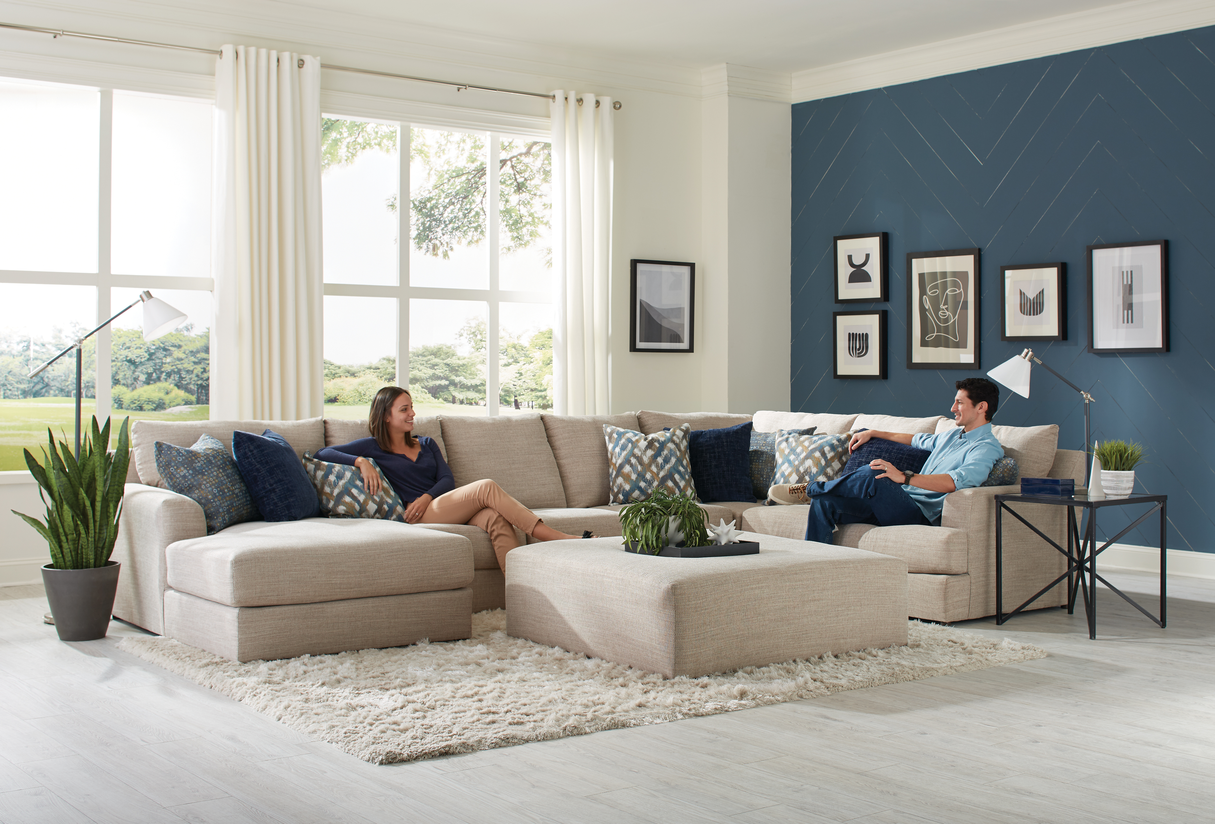 Jackson Furniture Laguna Cocktail Ottoman (40")
