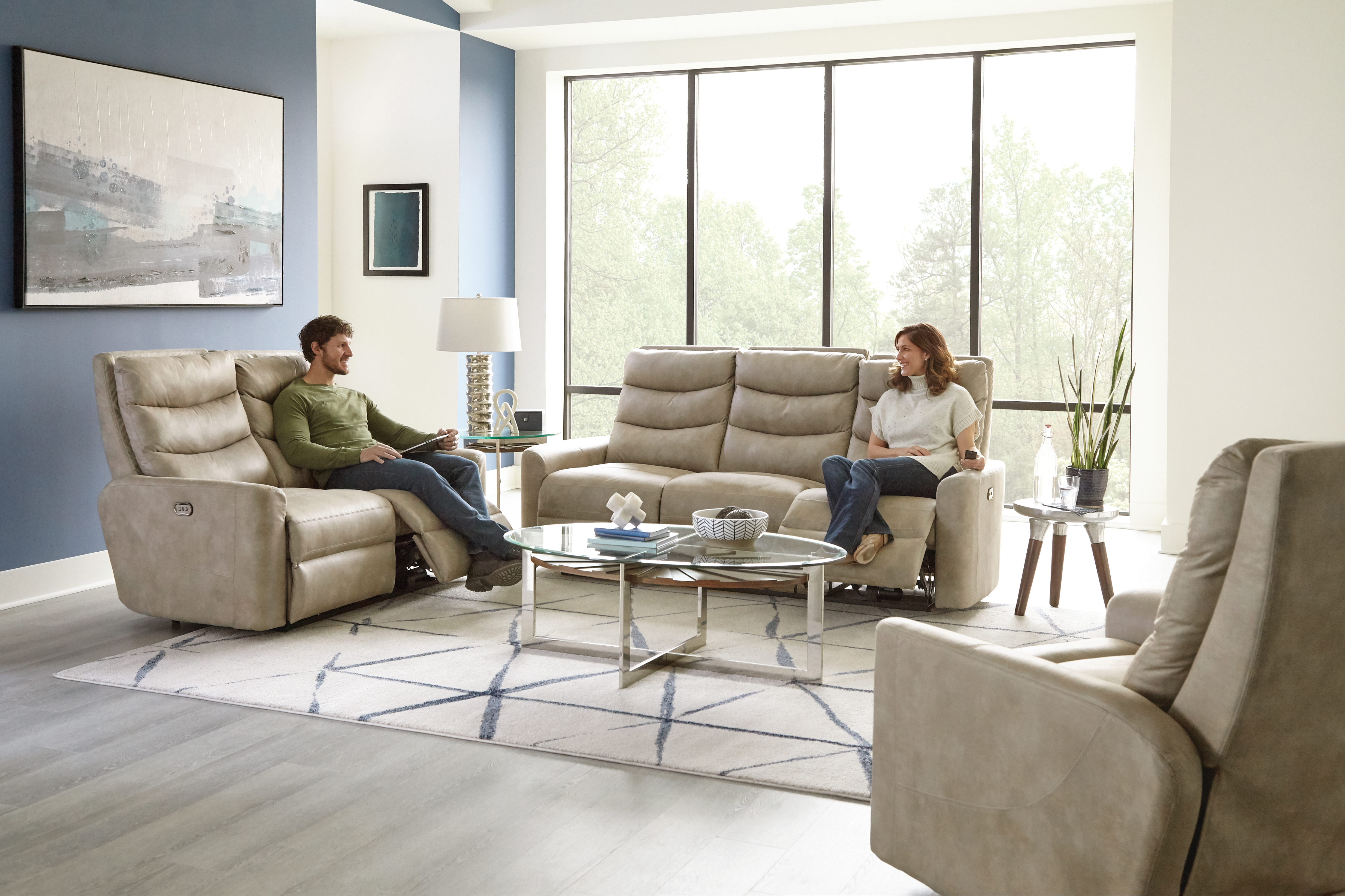 Catnapper Gill Power Wall Hugger Recliner