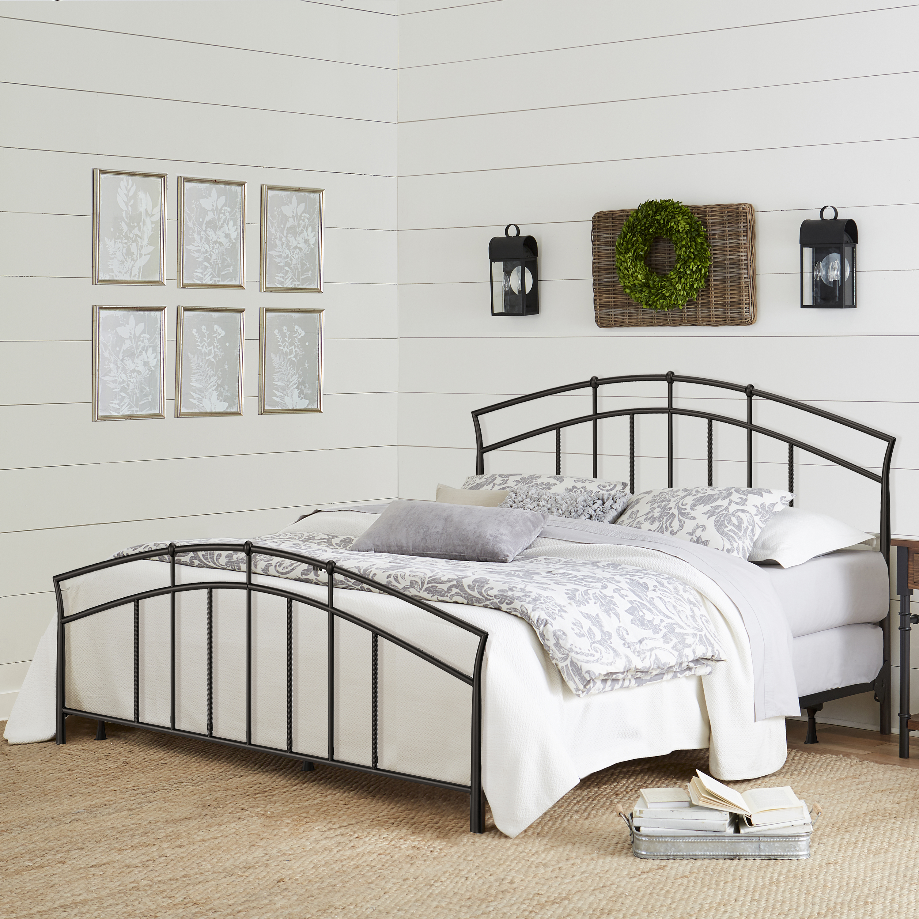 Hillsdale Furniture Vancouver Metal Bed - King - Antique Brown
