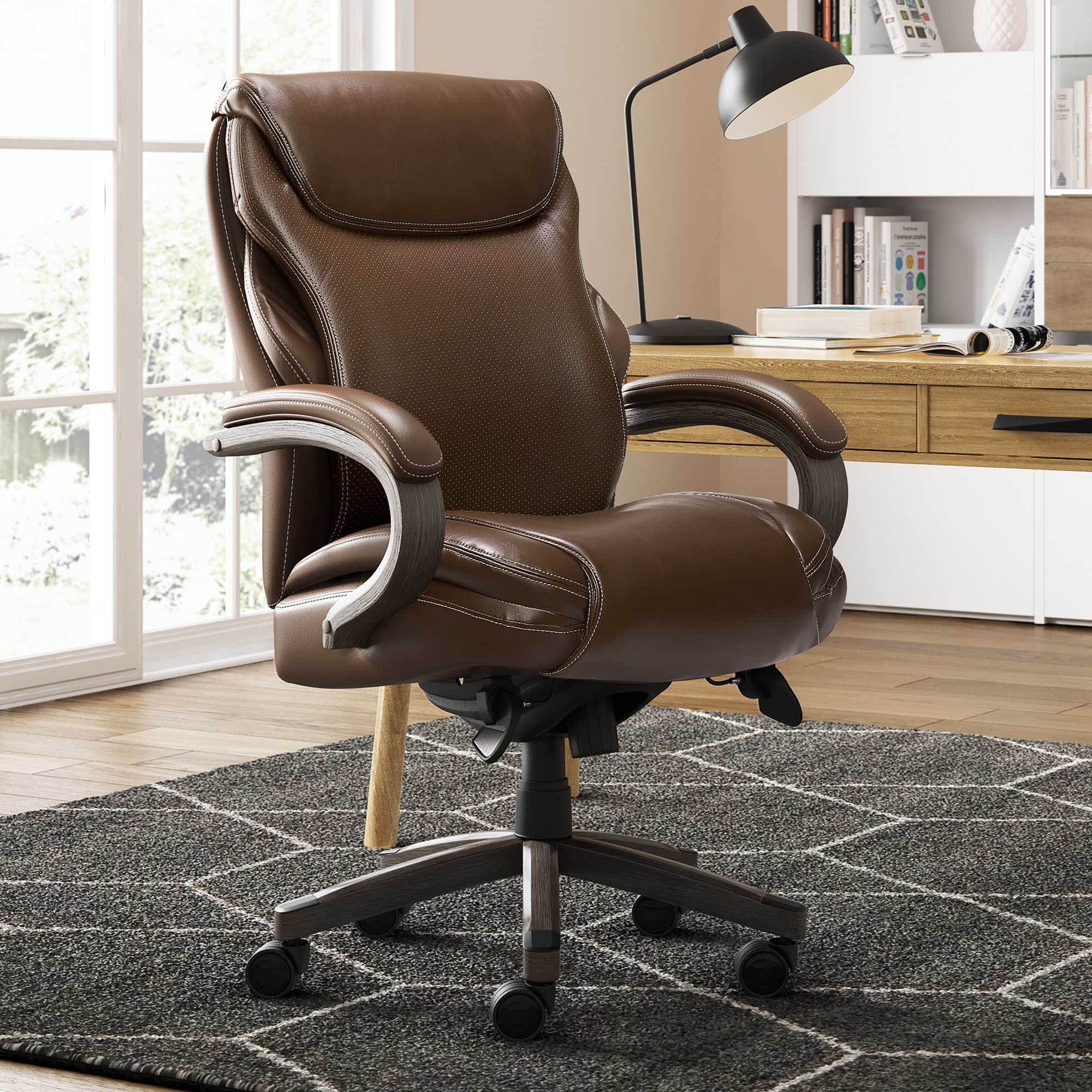 椅子 LAND OFFICE CHAIR La-Z-Boy - 45779C-LZB - Hyland Executive Office Chair, Chestnut