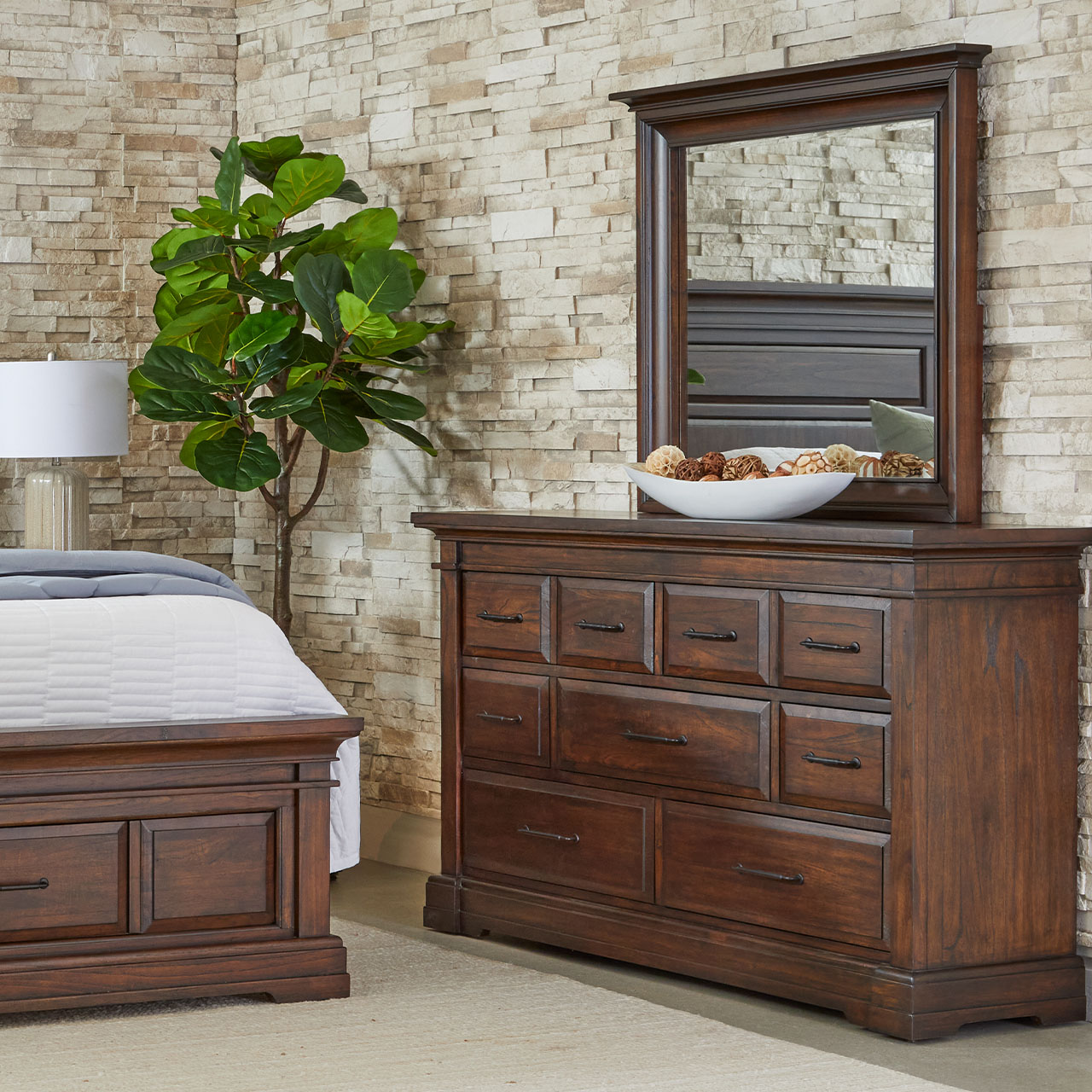 Napa Richmond Bedroom 7 x Drawer Dresser