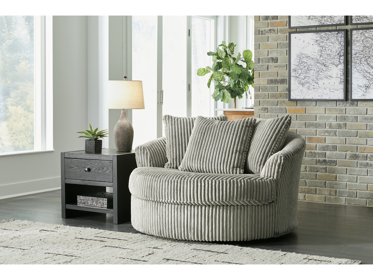Signature Design by Ashley Lindyn Oversized Swivel Accent Chair
