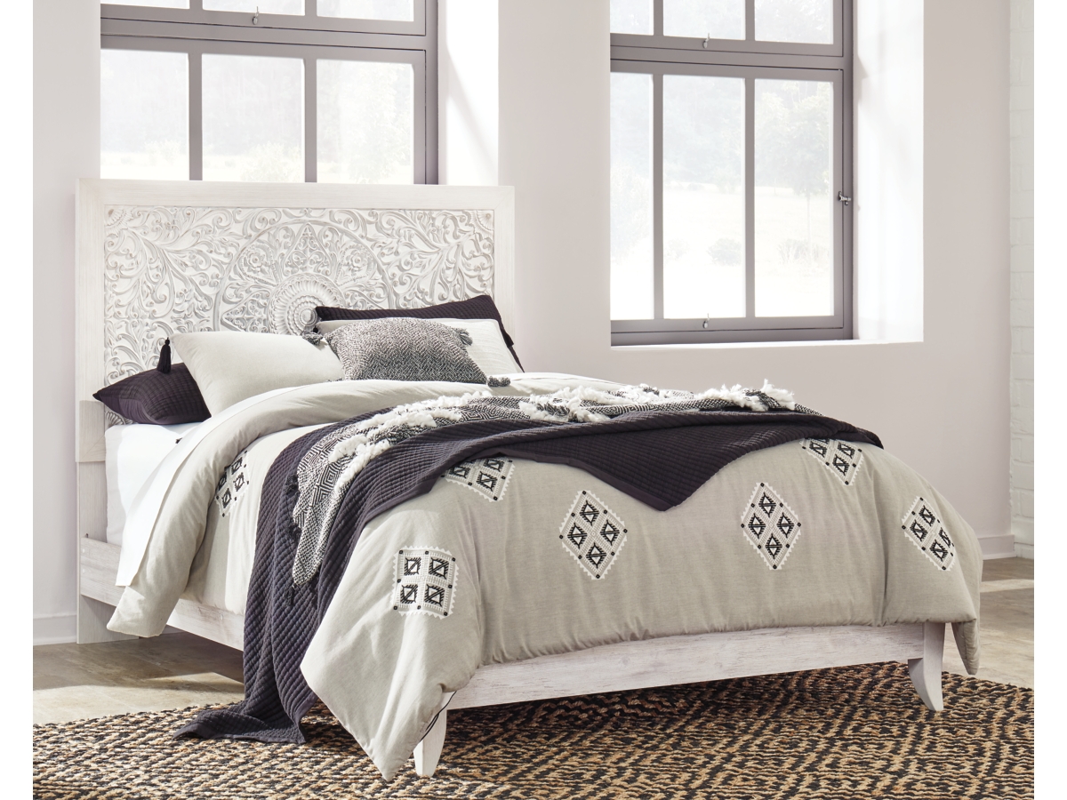 Signature Design by Ashley Paxberry Full Panel Bed - Queen