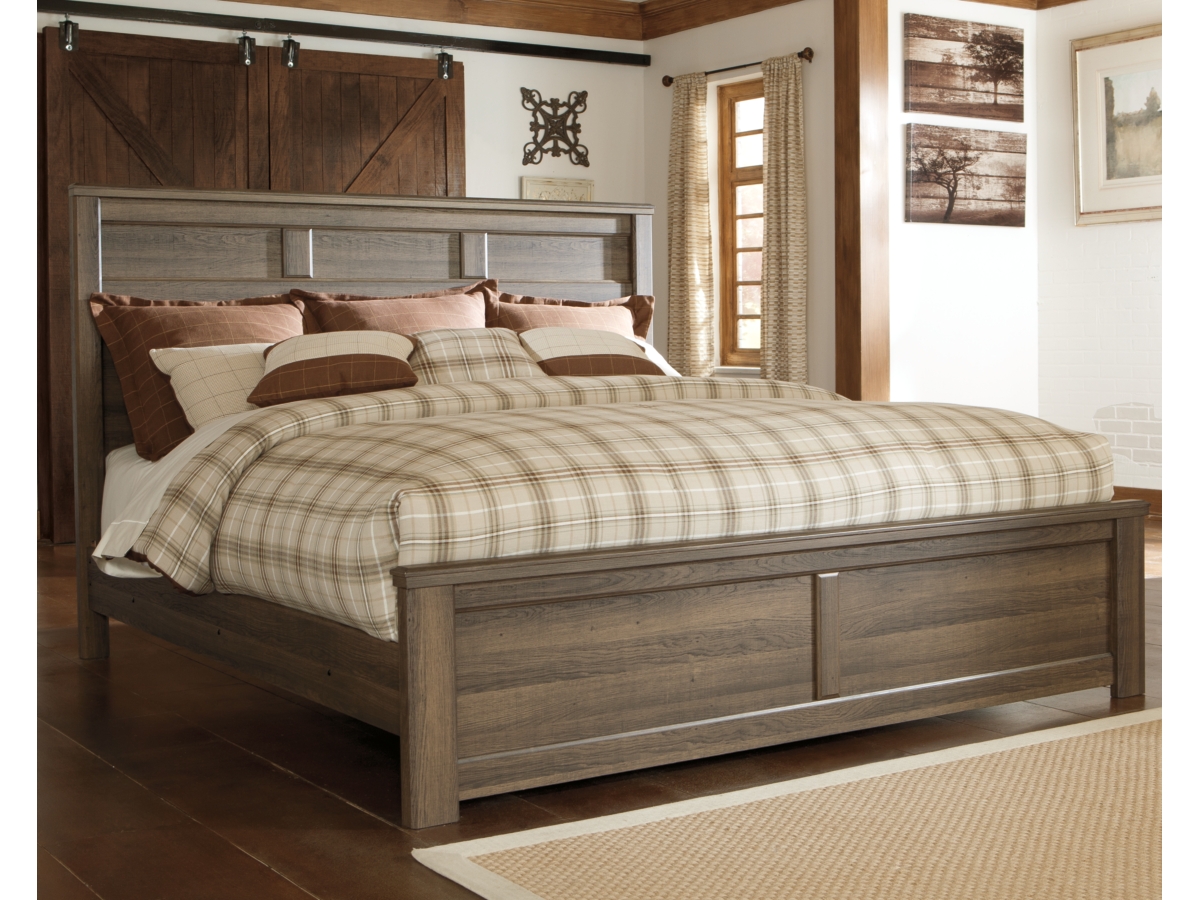 Signature Design by Ashley Juararo Queen Panel Bed - California King