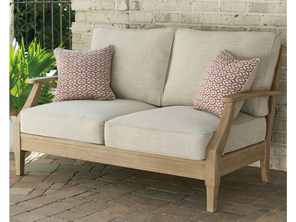 Signature Design by Ashley Clare View Loveseat w/Cushion