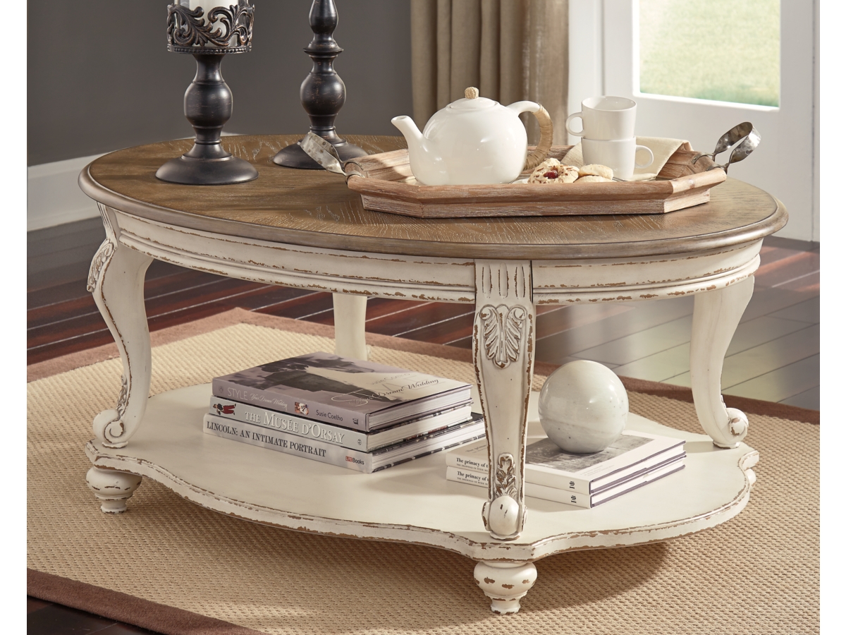 Signature Design by Ashley Realyn Coffee Table