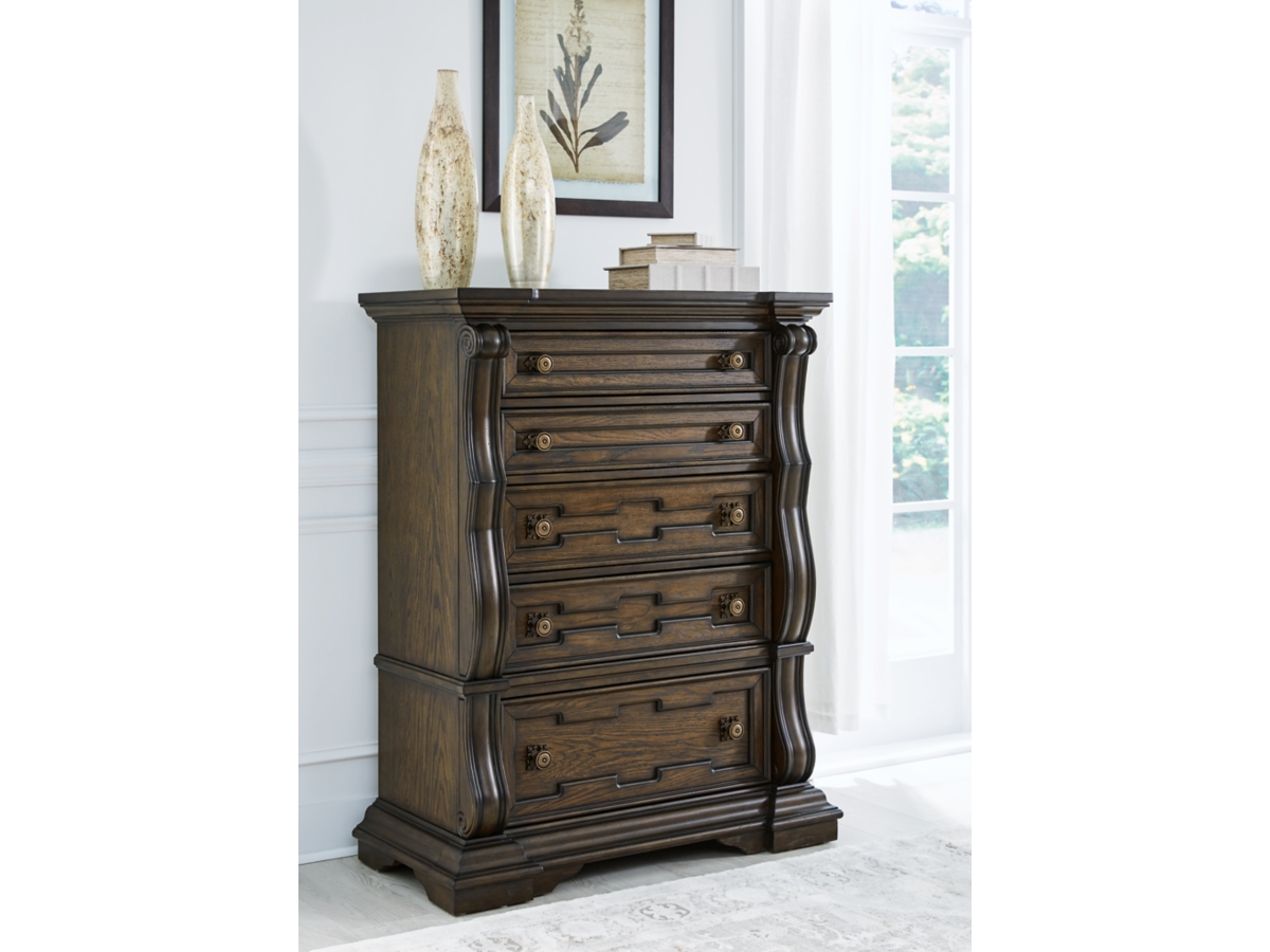 Signature Design by Ashley Maylee Five Drawer Chest
