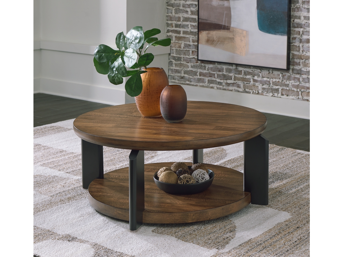 Signature Design by Ashley Kraeburn Round Cocktail Table