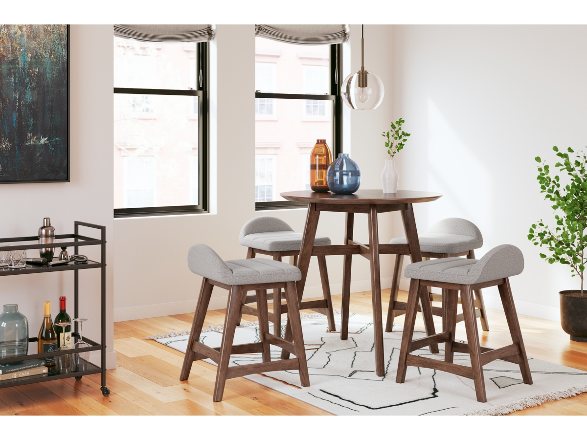 Signature Design by Ashley Lyncott Counter Height Dining Table and 4 Barstools