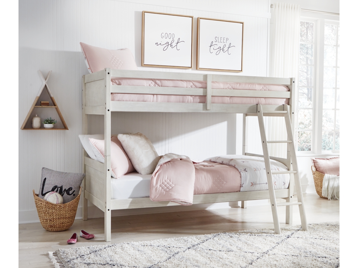 Signature Design by Ashley Robbinsdale Twin/Twin Bunk Bed with Ladder