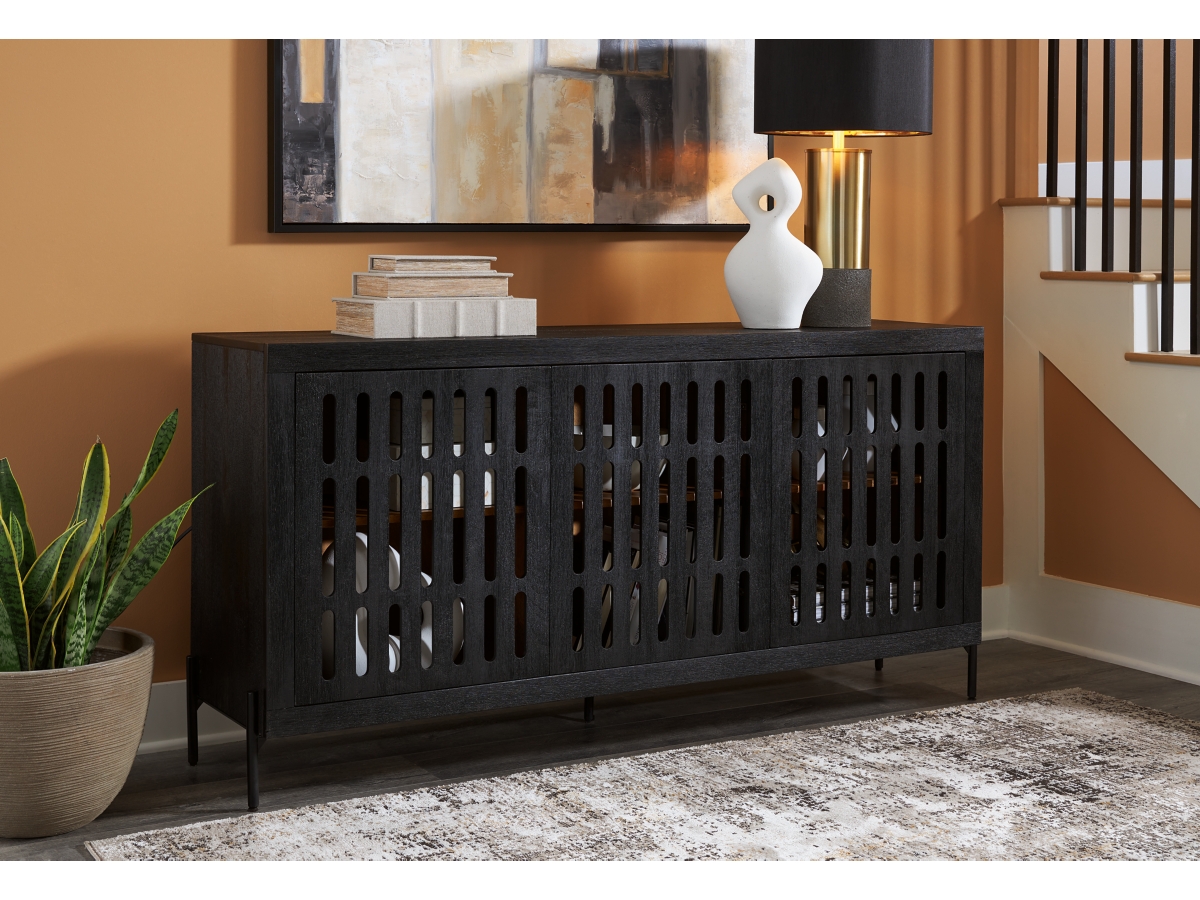 Signature Design by Ashley Vallisburg Accent Cabinet
