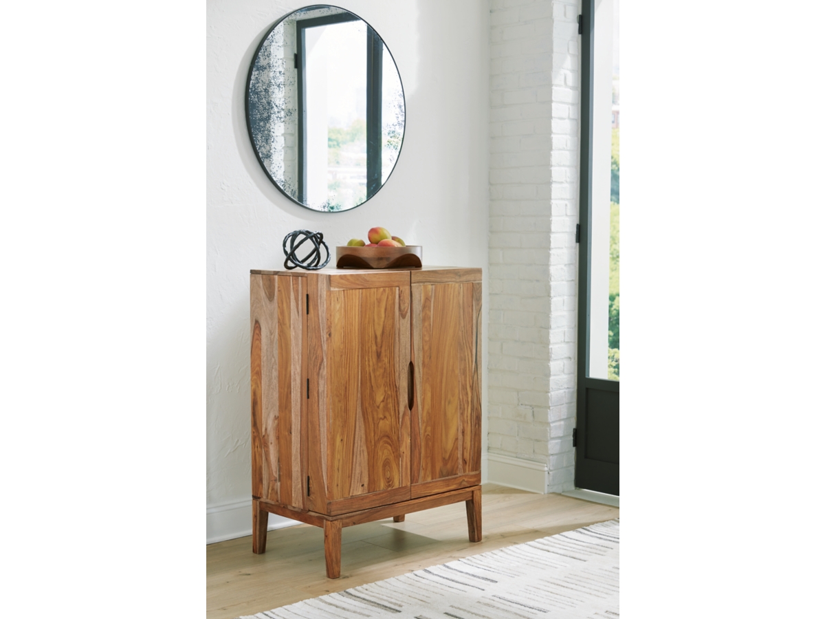 Signature Design by Ashley Dressonni Bar Cabinet