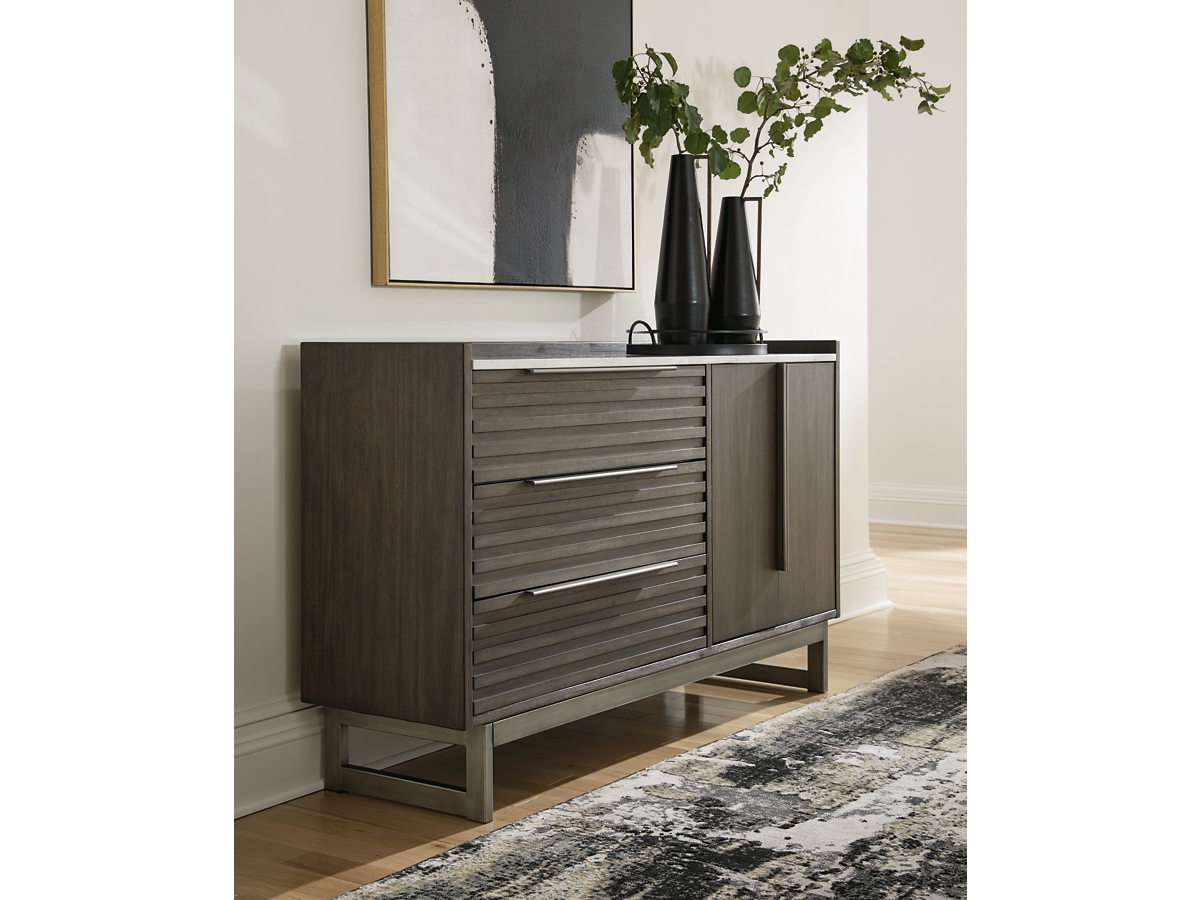 Ashley Arkenton 3 Drawer Dresser with Cabinet