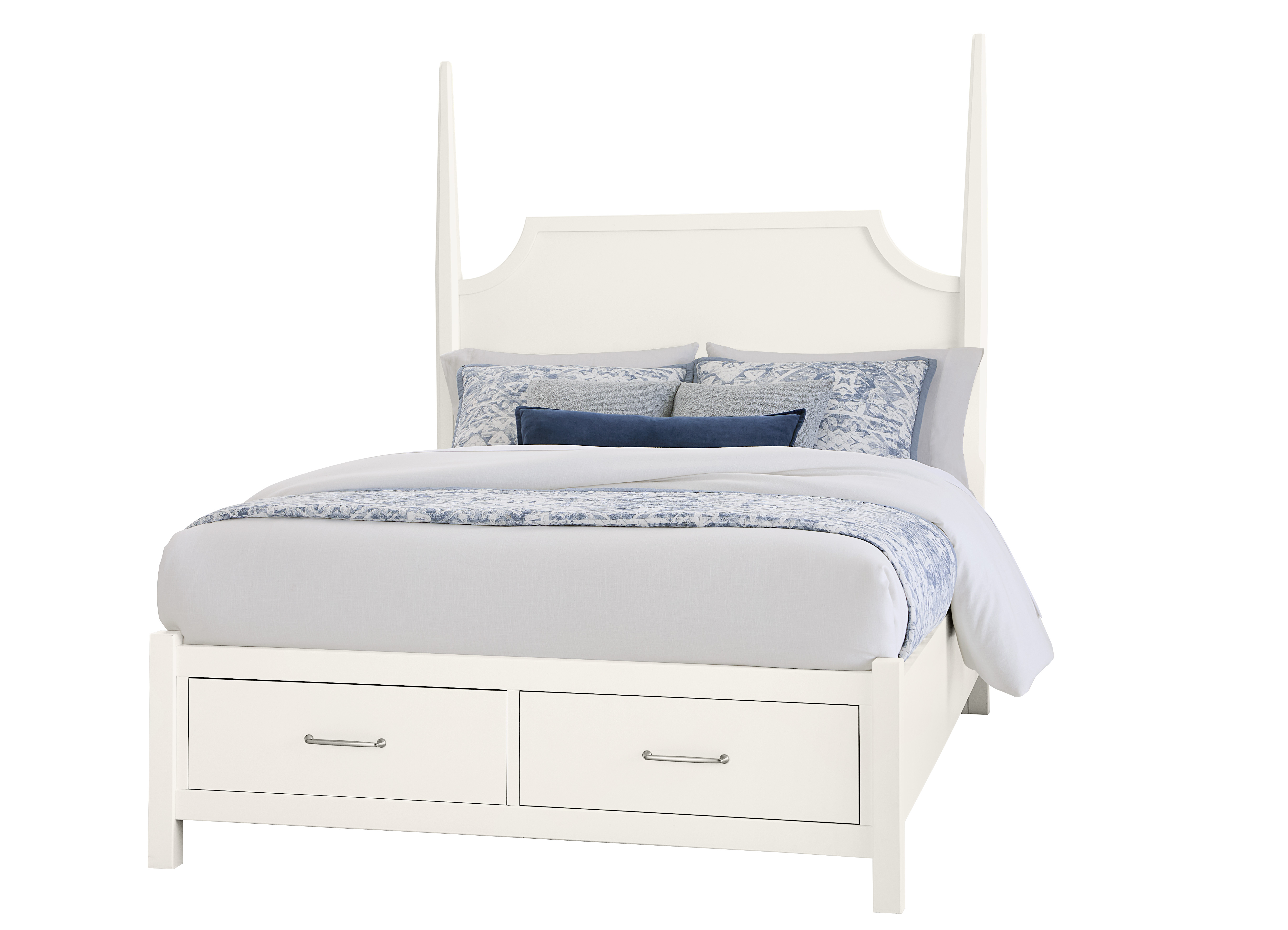 Vaughan-Bassett Queen Pencil Poster Bed With Footboard Storage