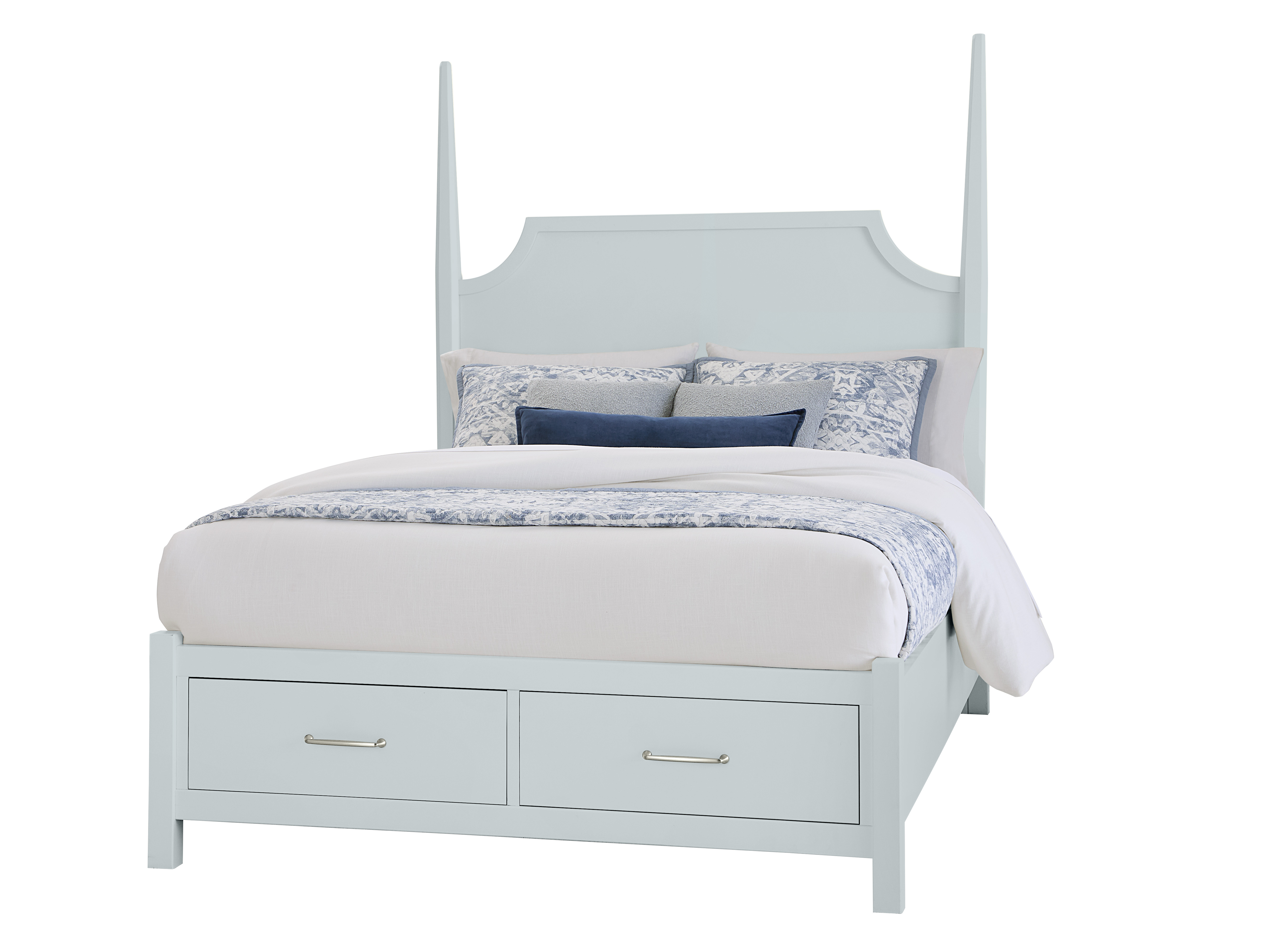 Vaughan-Bassett Queen Pencil Poster Bed With Footboard Storage