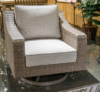 Signature Design by Ashley Laguna Heights Swivel Lounge w/ Cushion