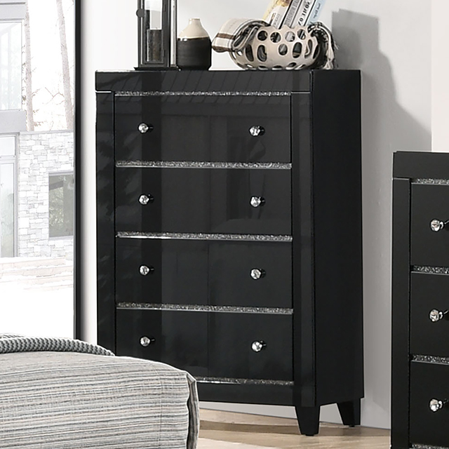 Furniture of America Magdeburg Chest