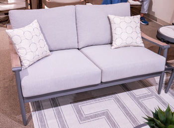 Signature Design by Ashley Ocean Beach Loveseat w/Cushion
