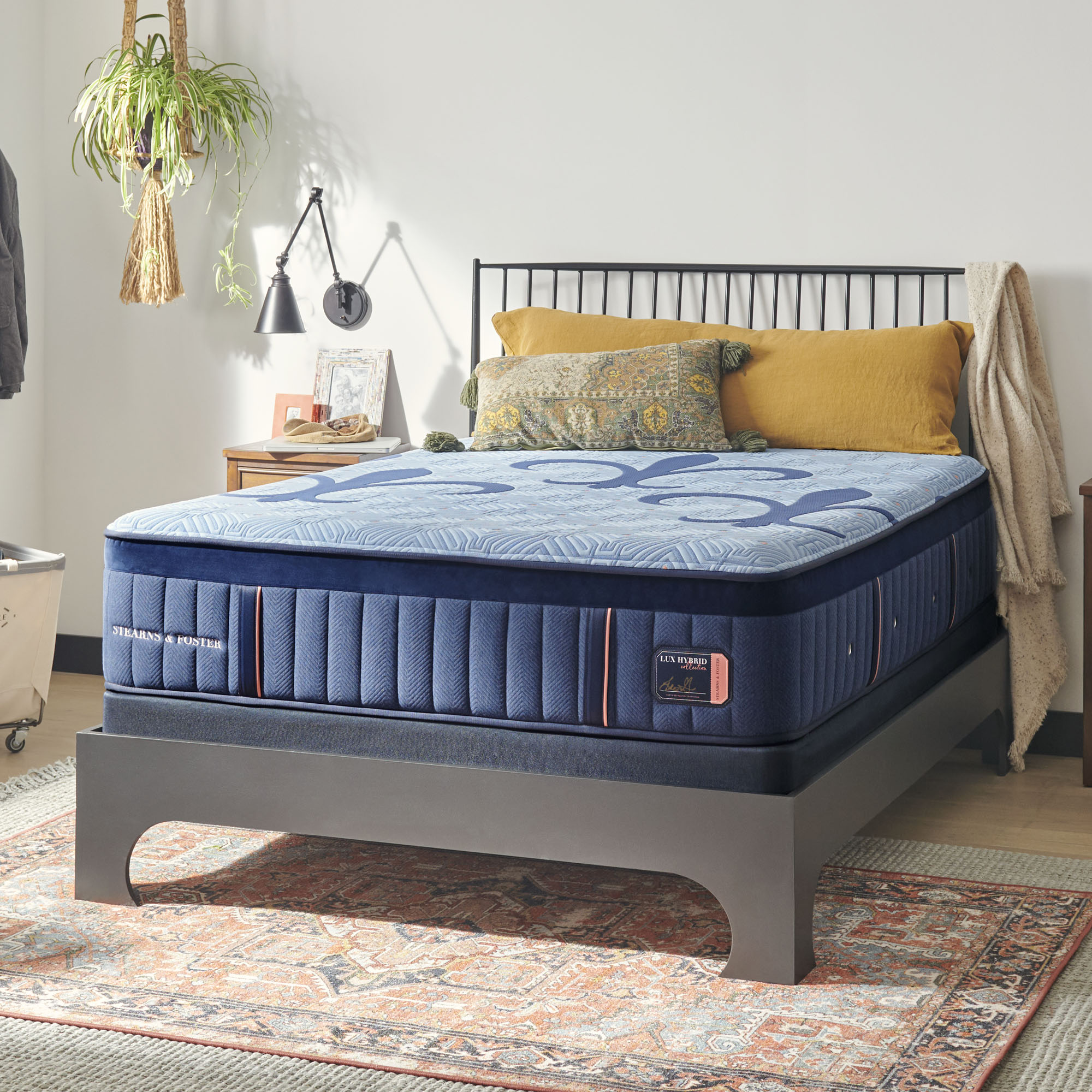 Model: 53345261 | Stearns & Foster Lux Hybrid Elite Firm King