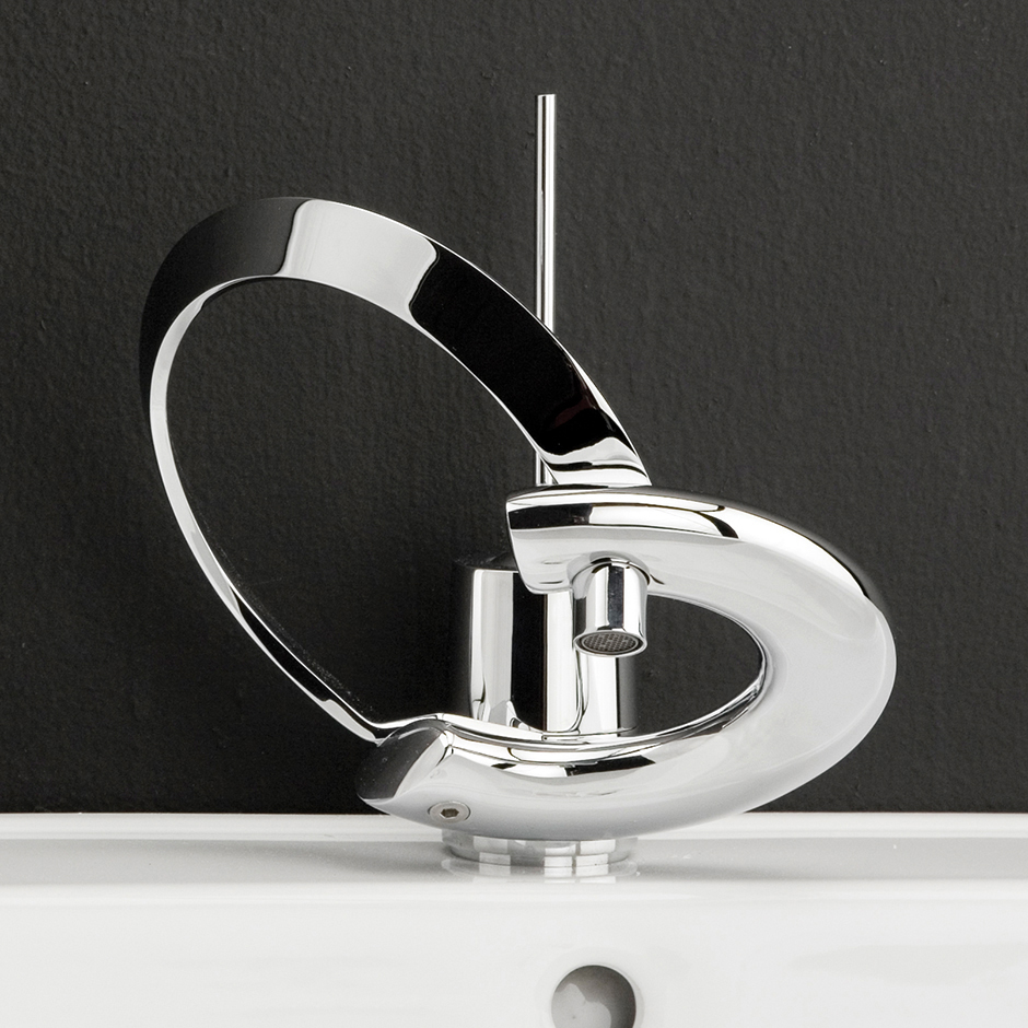 LACAVA Deck-mount single-hole faucet with joystick lever handle and click-clack drain, ADA compliant