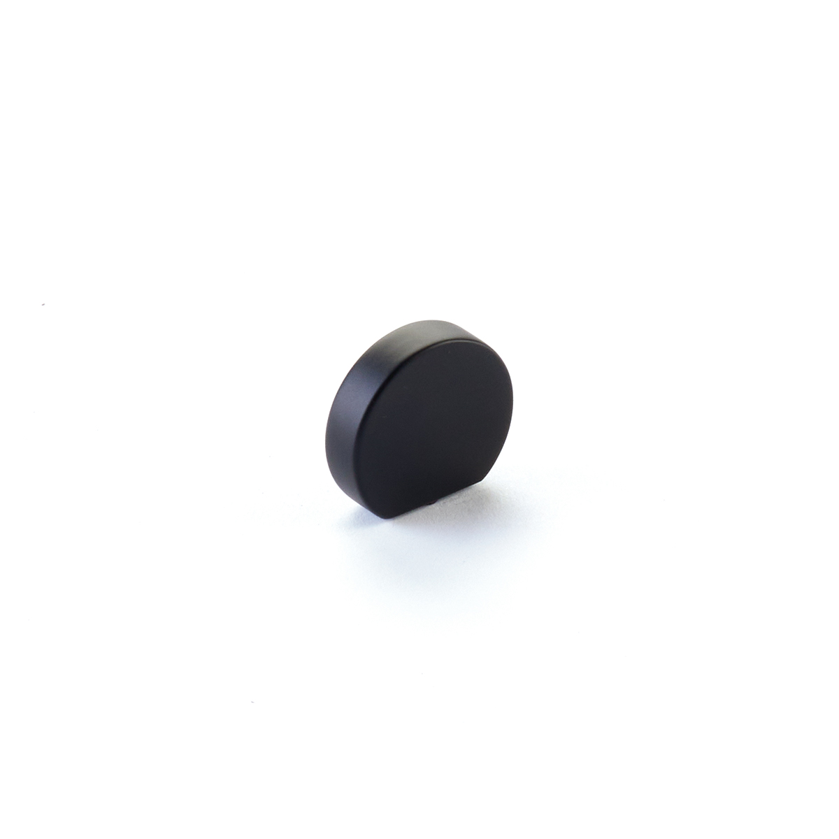 Schaub and Company Cafe, Knob, Modern Oval, Matte Black, 1" Width, 7/8" cc