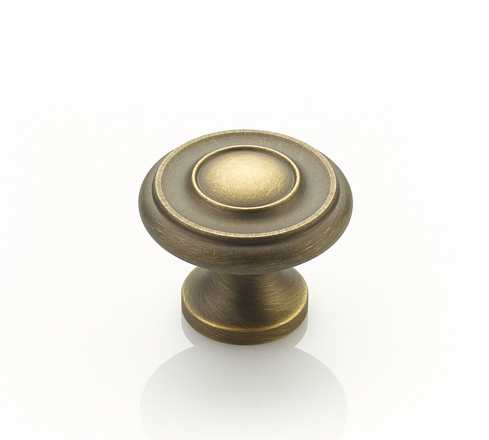 Schaub and Company Traditional, Stepped Round Knob, Antique Light Brass, 1-1/4" dia