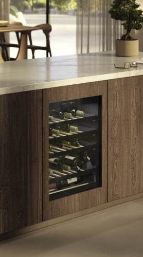 Miele KWTUS 7172 F 24" Built Under Wine Storage with Flex Frame - Right Hinge